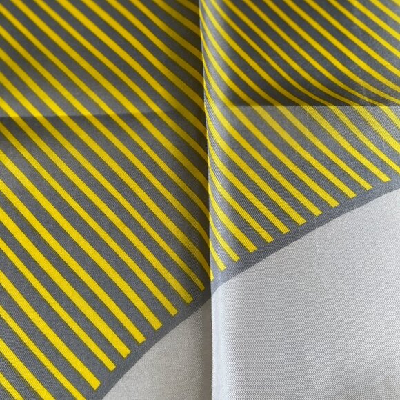 Vintage Elsa Schiaparelli Silk Scarf – Geometric Modernist Design - Picture 6 of 13